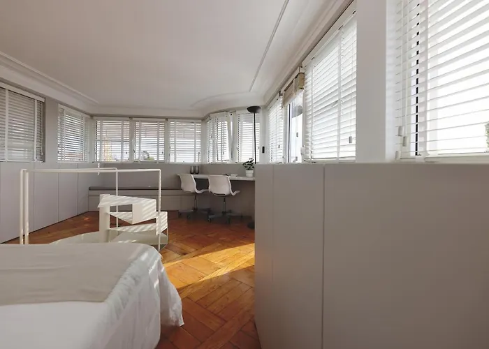 Boavista Sunlit Duplex With Terrace * Porto