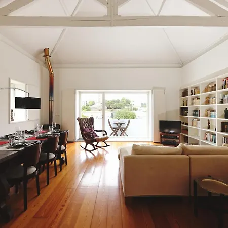 Boavista Sunlit Duplex With Terrace *